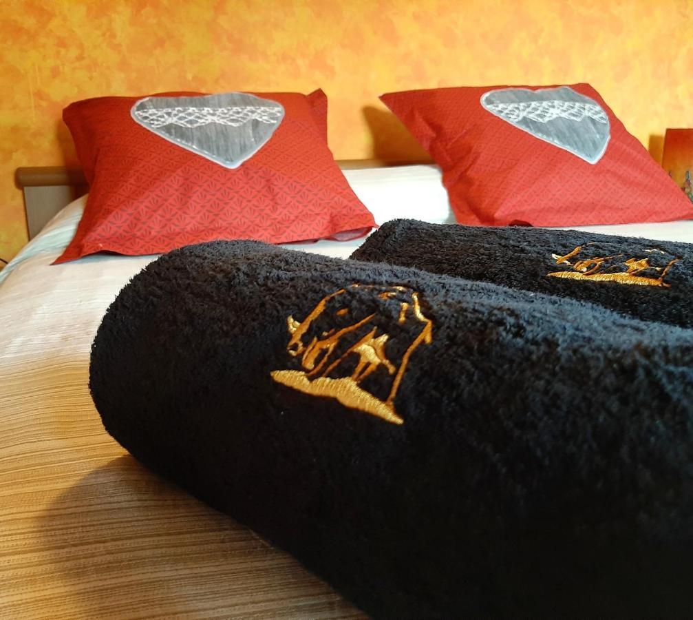 B&B La Locanda Del Cinghiale Aurano Kültér fotó